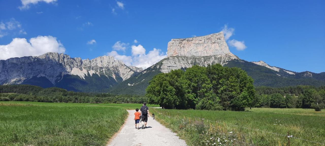Le Gite Des Vagabonds Chichilianne Esterno foto