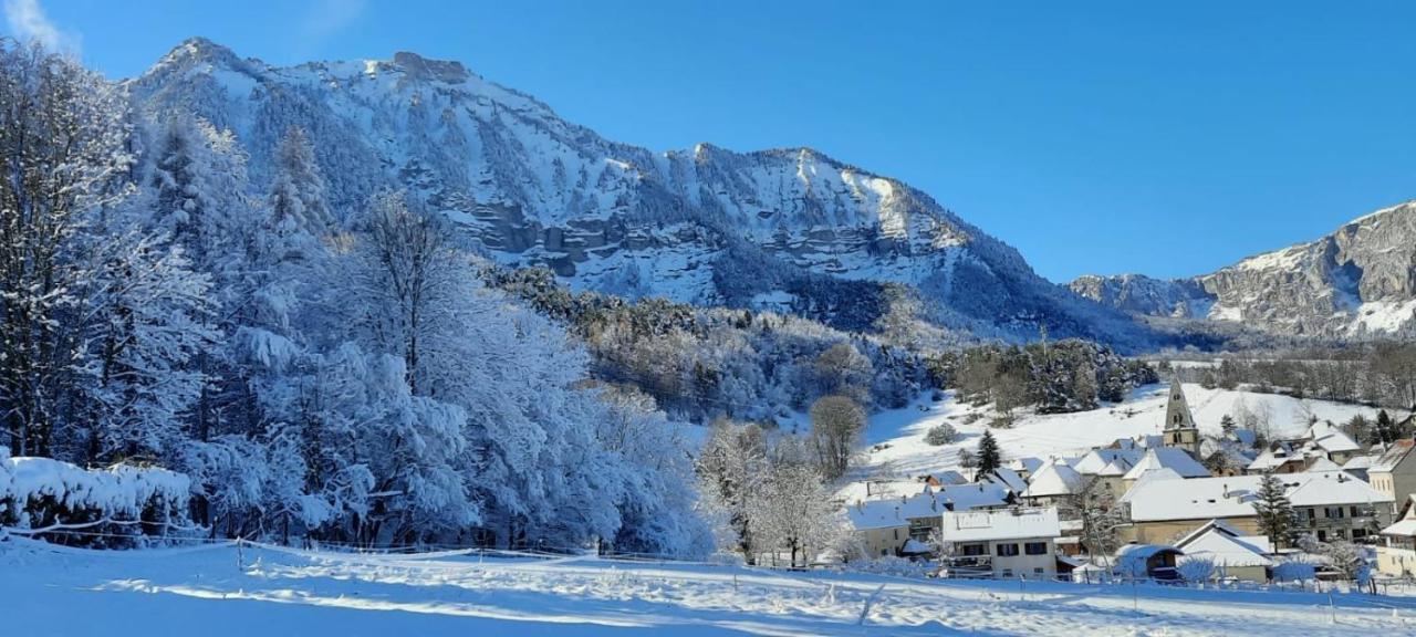 Le Gite Des Vagabonds Chichilianne Esterno foto